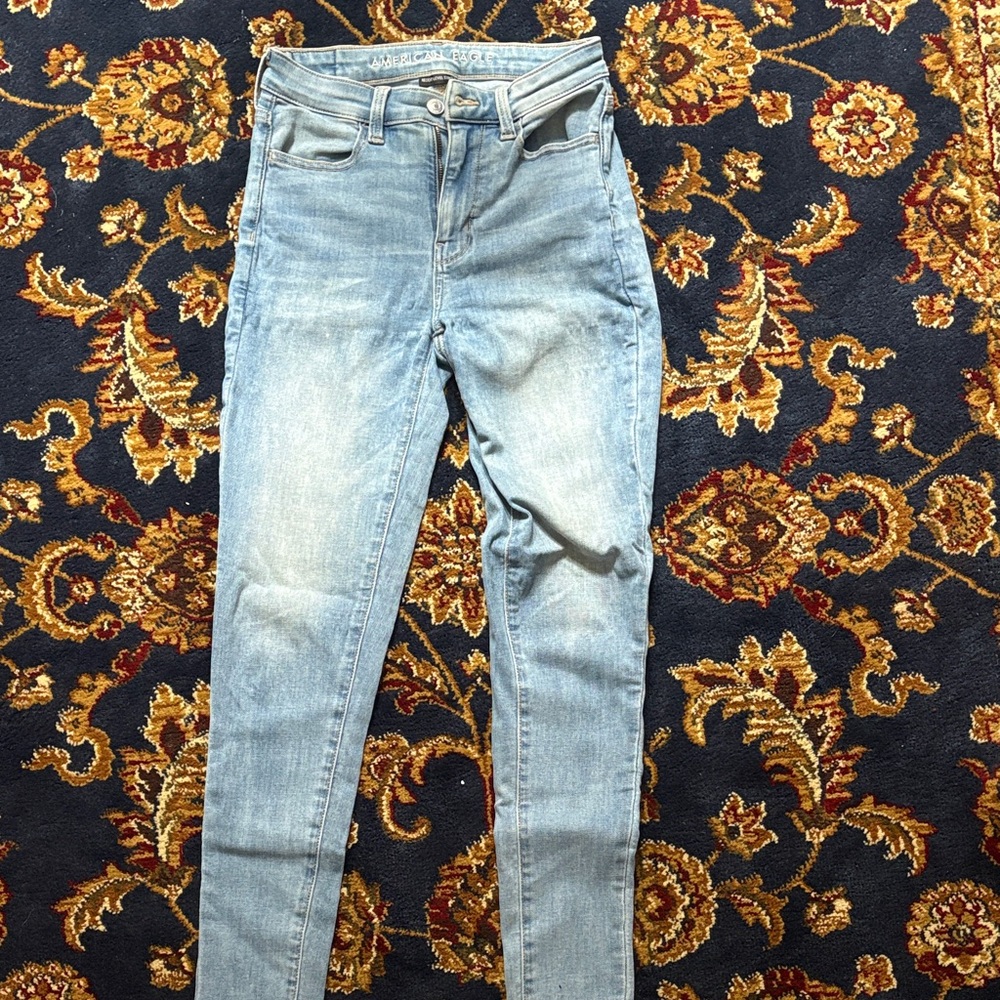 American Eagle Outfitters Light Blue Skinny Jeans